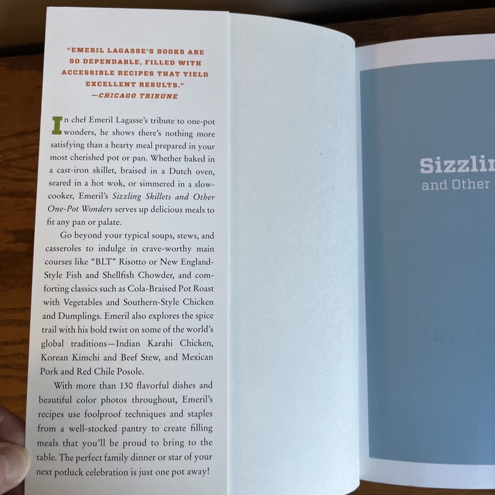 Sizzling Skillets and Other One-Pot Wonders Cookbook by Lagasse,‎ Emeril - Picture 2 of 7